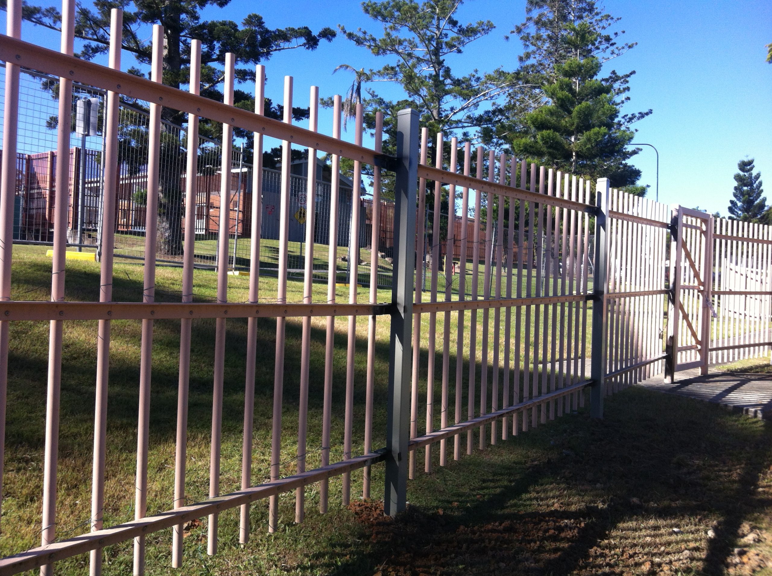 aluminium and Brick fence brisbane