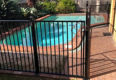 aluminium-pool-gates